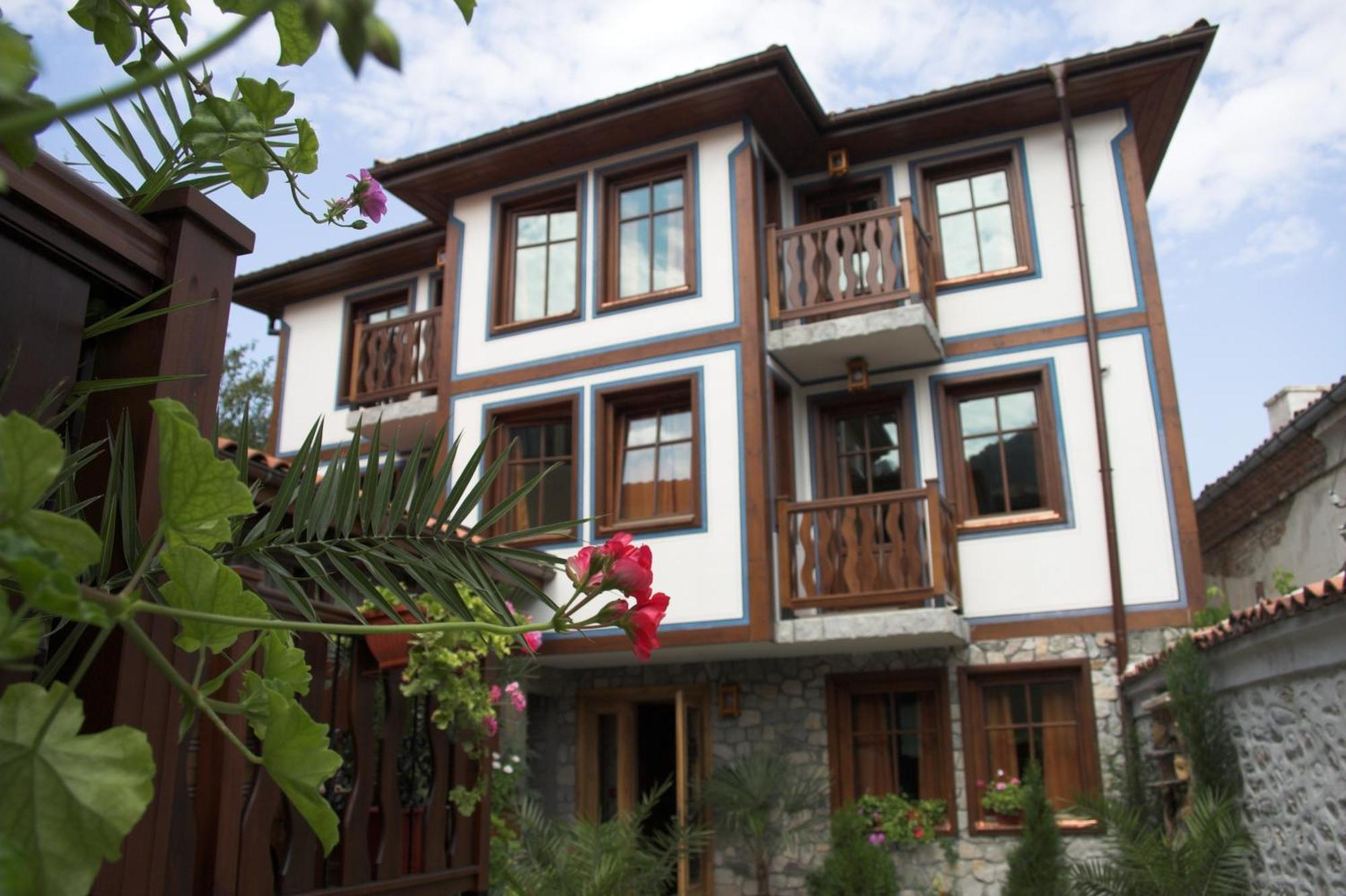 Hotel Old Times Asenovgrad ภายนอก รูปภาพ