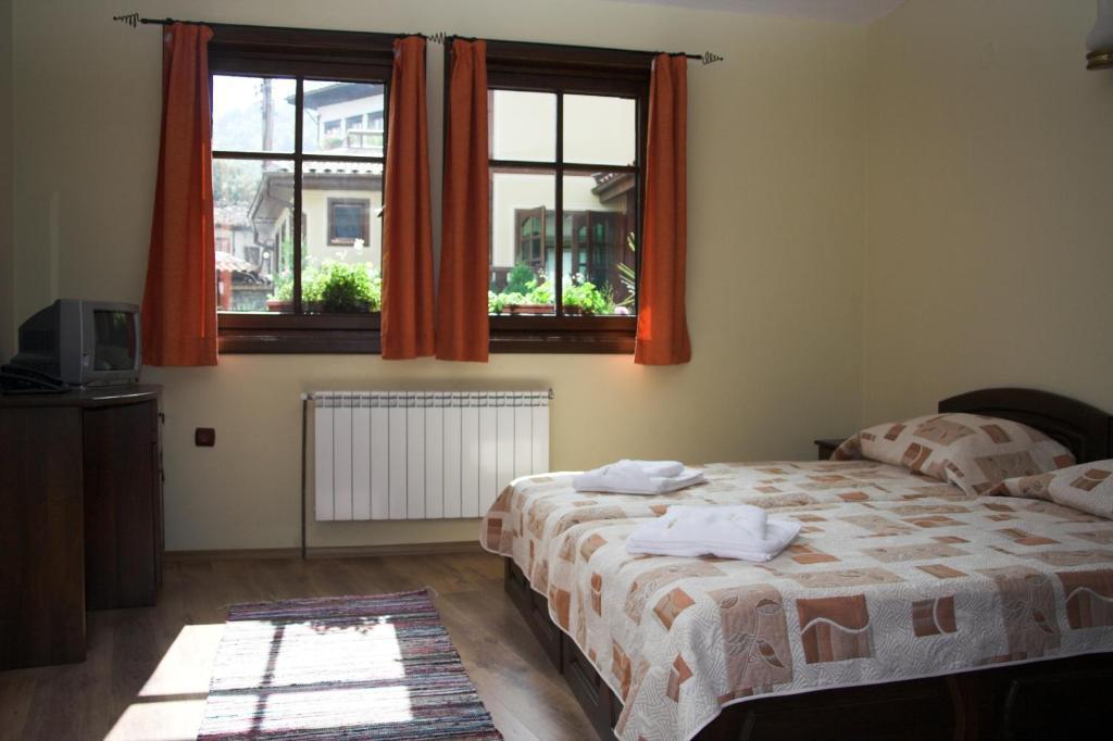 Hotel Old Times Asenovgrad ห้อง รูปภาพ